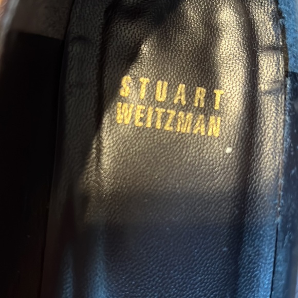 Stuart Weitzman Kitten Heel Leather Shoes. Brown with brass detail. Size 6.5 - Picture 3 of 6